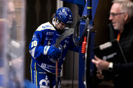 Leksands Phoebe Staenz lämnar