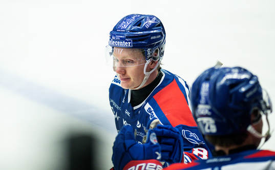 Oskarshamns Fredrik Olofsson jublar