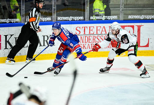 Oskarshamns Fredrik Olofsson och Malmö Redhawks Anton
