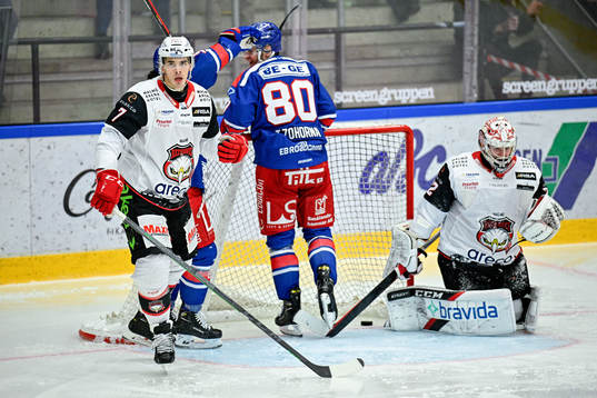 Malmö Redhawks Oliver Lauridsen och målvakt Daniel