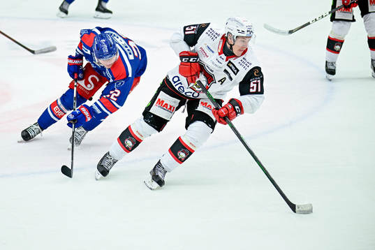Oskarshamns John Dahlström och Malmö Redhawks Emil