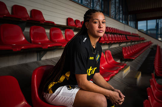 s nyförvärv Chinyelu Asher