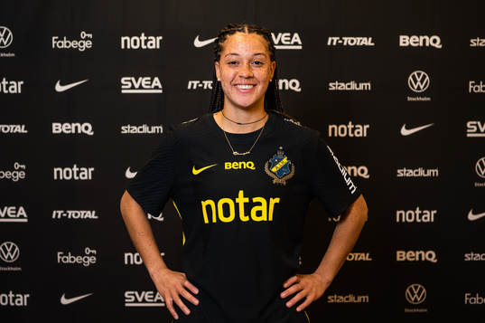 s nyförvärv Chinyelu Asher
