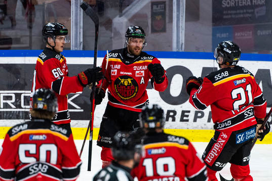 Luleås Linus Omark jublar