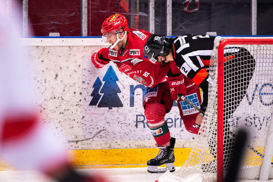 Modos Josef Ingman har ont