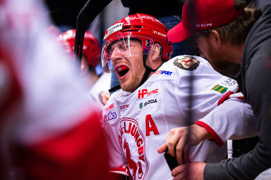 Troja-Ljungbys Carl-Johan Sjögren har ont