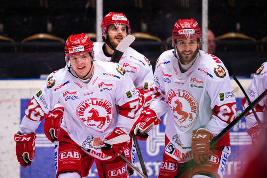 Troja-Ljungbys Jesper Emanuelsson jublar