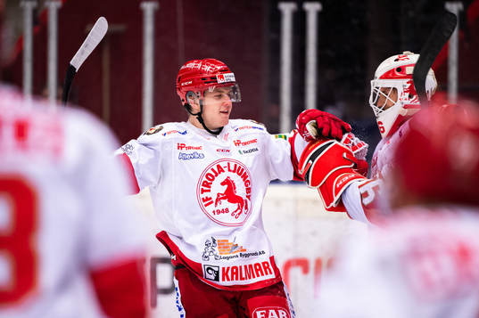 Troja-Ljungbys Jesper Emanuelsson jublar