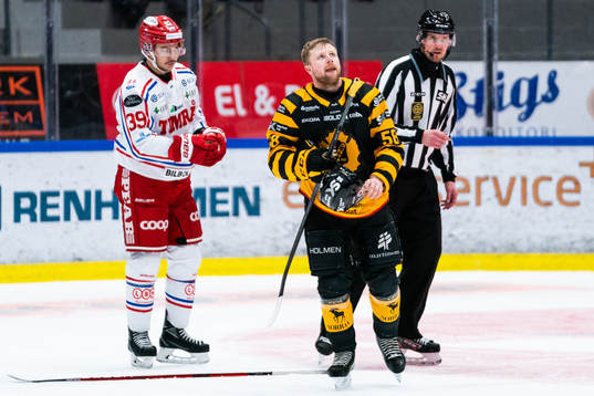 Timrås Ty Rattie, Skellefteås Oskar Nilsson och
