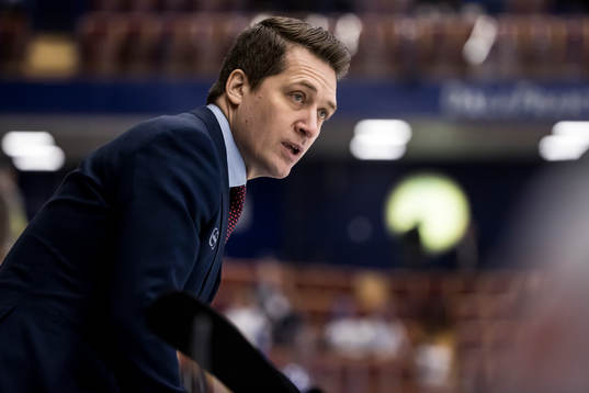 Växjös tränare Sam Hallam