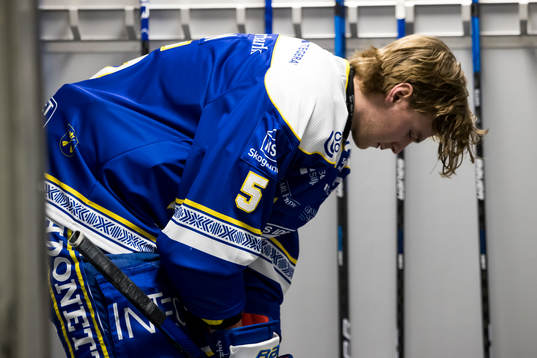 Leksands Calle Själin innan ishockeymatchen i SHL mellan