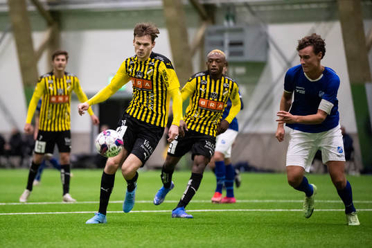 Häckens Oscar Uddenäs och Norrbys Alexander Salo