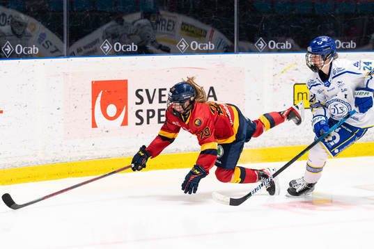 Djurgårdens Maria Lindberg och Leksands Ida Karlsson