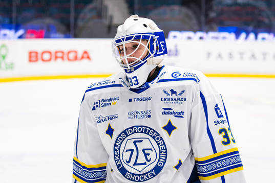 Leksands målvakt Amanda Johansson deppar