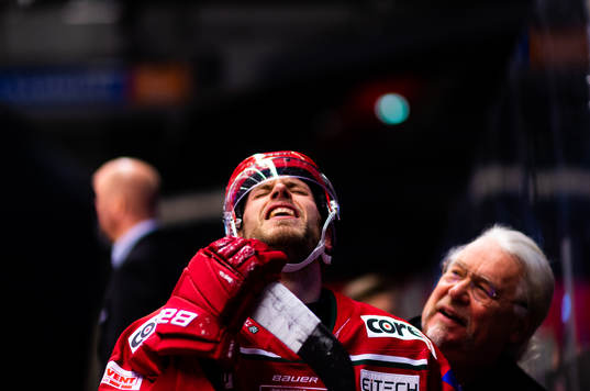 Modos Josef Ingman har ont