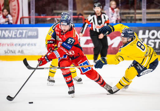 Västerviks Alfred Barklund och Södertäljes Dragan
