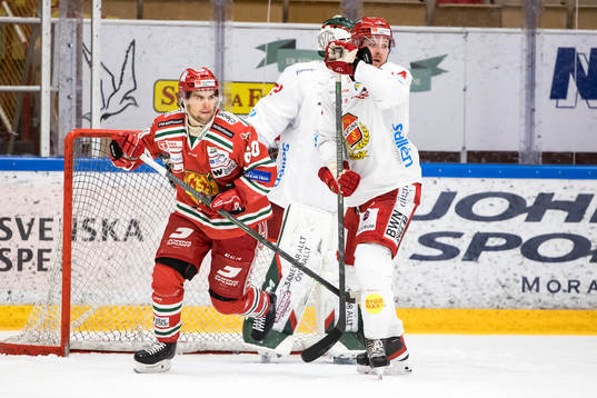 Moras Kalle Miketinac och Almtunas Simon Löf