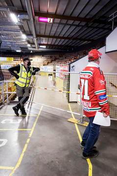Avspärrningar i Smidjegrav Arena