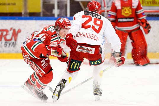 Moras Anton Heikkinenunder ishockeymatchen i