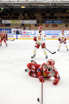 Moras Albin Grewe och Almtunas Mattias Johansson