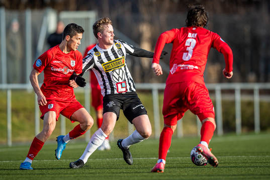 Helsingörs Elijah Just och Landskronas Jesper Strid