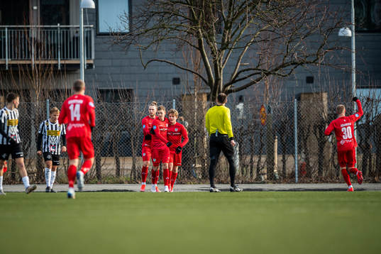 Helsingörs spelare jublar