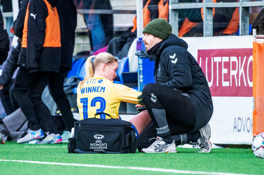 Bröndbys Katrine Winnem Jørgensen kollas till