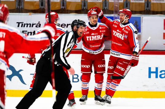 Timrås Tim Erixon jublar