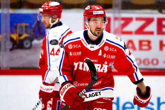 Timrås Tim Erixon jublar