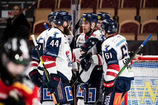 Linköpings Patrick Russell jublar