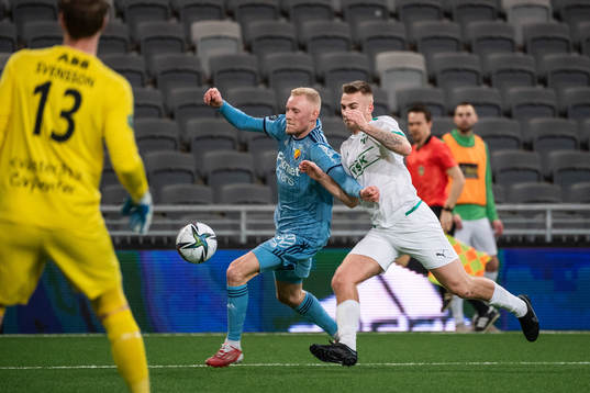 Djurgårdens Adam Bergmark Wiberg och Västerås Jesper