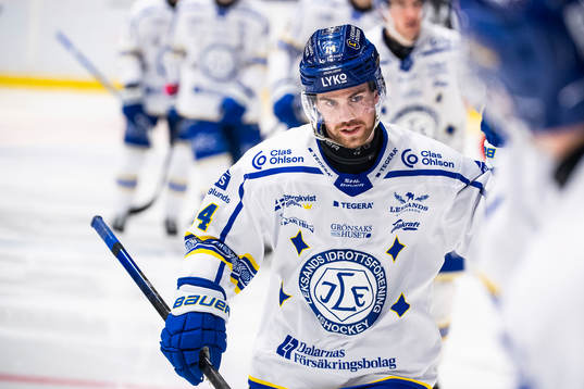 Leksands Oskar Lang jublar