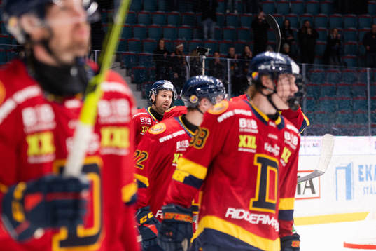 Djurgårdens Dick Axelsson jublar