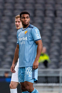 Djurgårdens Isak Hien
