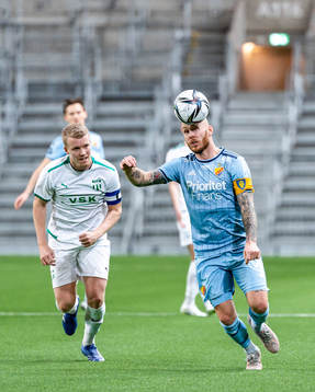 Västerås Simon Johansson och Djurgårdens Magnus Eriksson