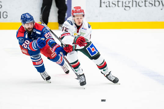 Oskarshamns Hynek Zohorna och Frölundas Max Friberg