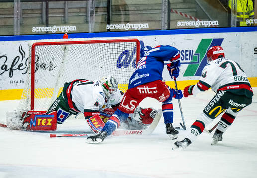 Oskarshamns John Dahlström gör 1-1 bakom Frölundas