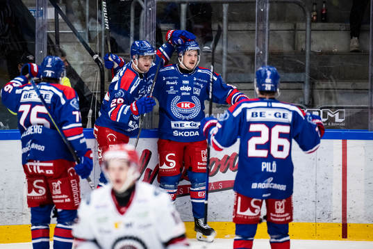 Oskarshamns Patrik Karlkvist jublar