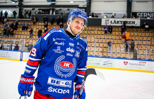 Oskarshamns Patrik Karlqvist jublar