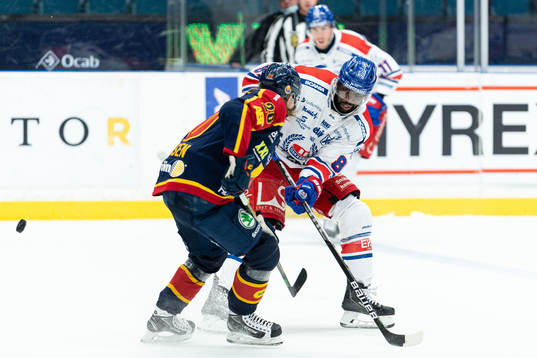 Djurgårdens Marcus Sörensen och Oskarshamns Daniel