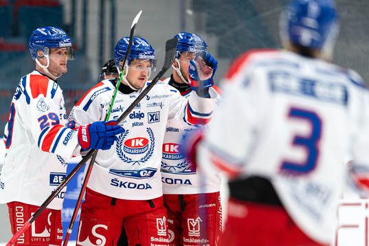 Oskarshamns Patrik Karlkvist jublar
