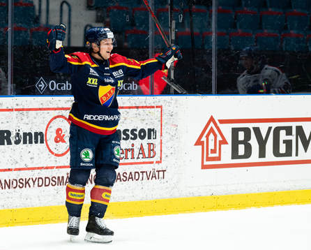 Djurgårdens Rhett Rakhshani jublar