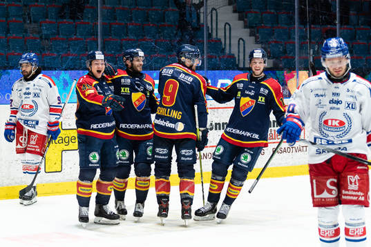 Djurgårdens Rhett Rakhshani jublar
