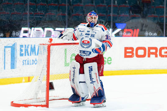 Oskarshamns målvakt Joe Cannata deppar