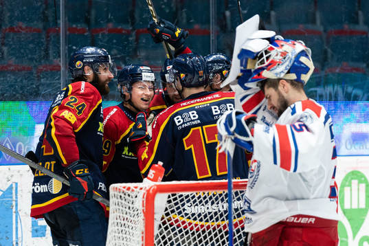 Djurgårdens Rhett Rakhshani jublar