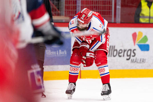 Timrås Per Svensson lämnar isen