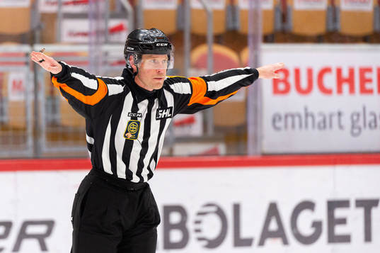 Bortdömt mål av domare Tobias Björk