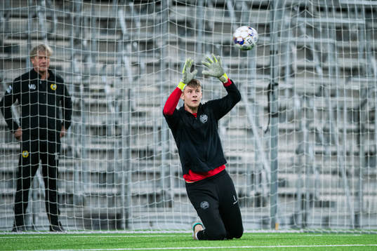 Hammarbys målvakt Sebastian Selin