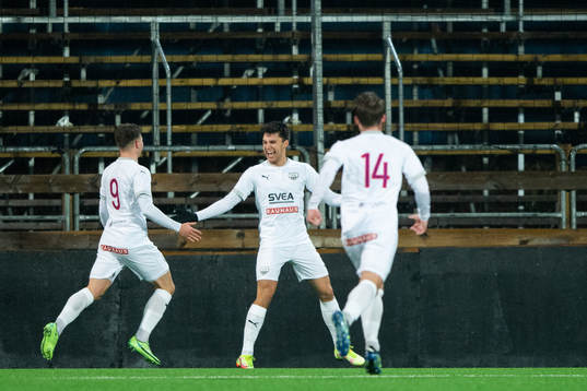 Sollentuna spelare jublar