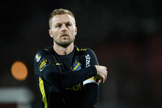 s Sebastian Larsson